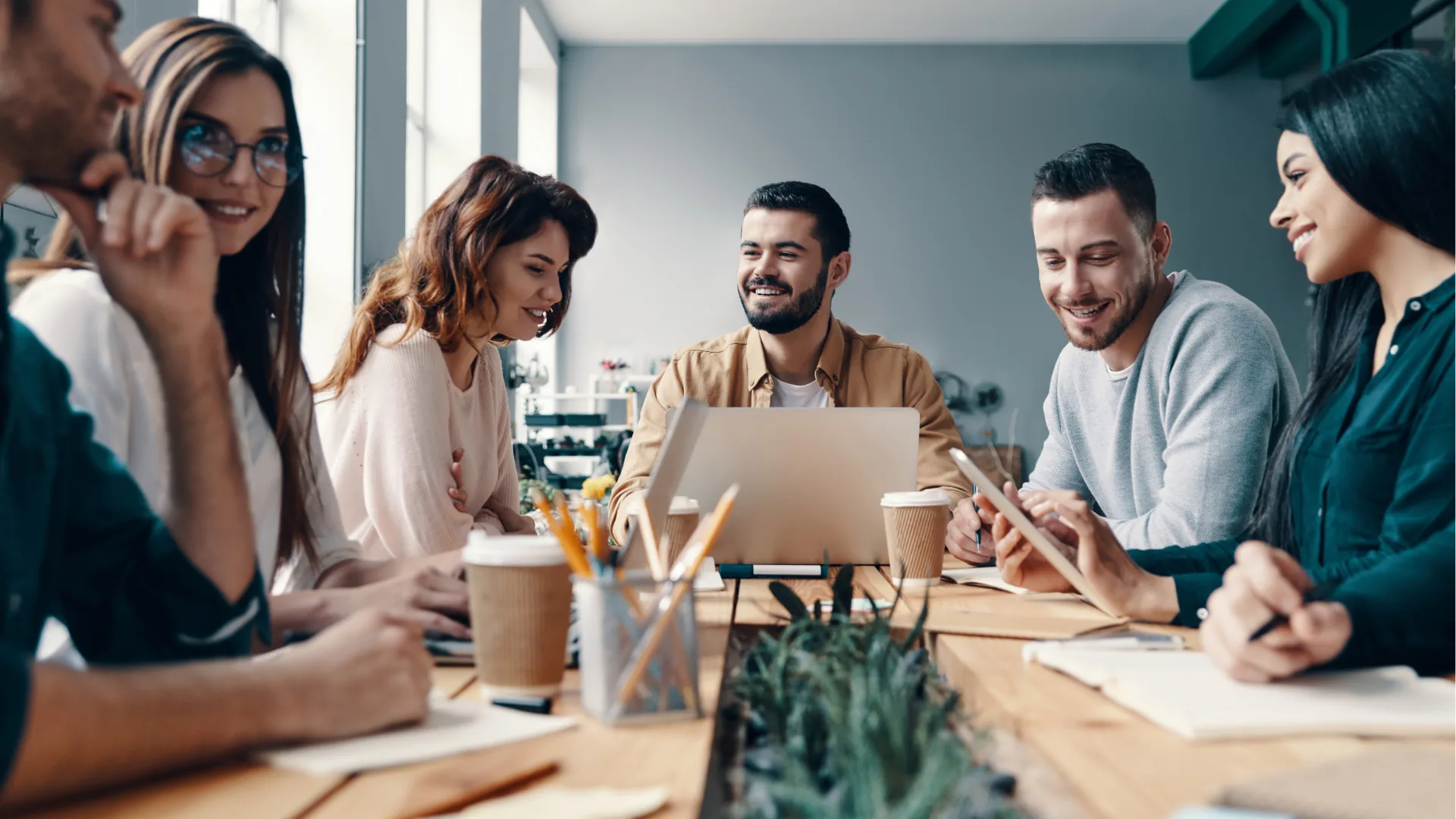 b10 startup innovation consultancy offers embedded expertise and support for plug in execution